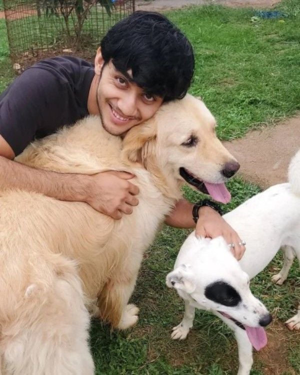 Lakshya Sen posing with dog