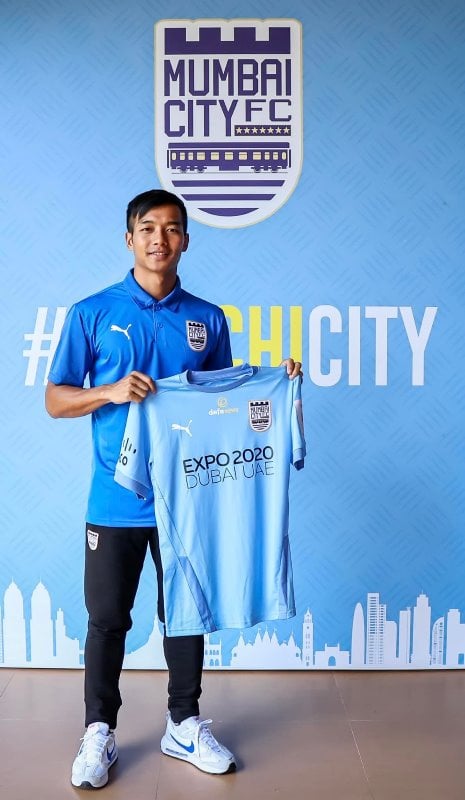 Lallianzuala Chhangte during his presentation at Mumbai City FC after his transfer to the club