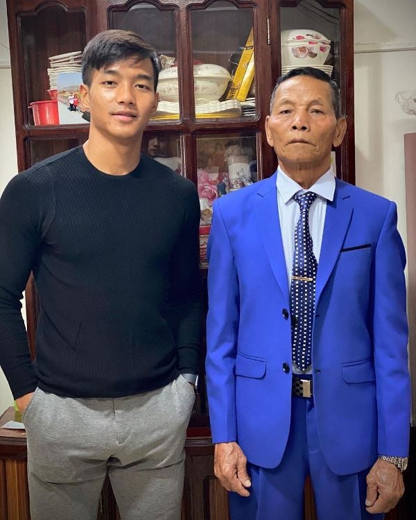Lallianzuala Chhangte with his grandfather