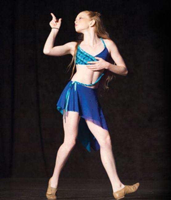 Larsen performing her solo at Showstopper American Dance Championships