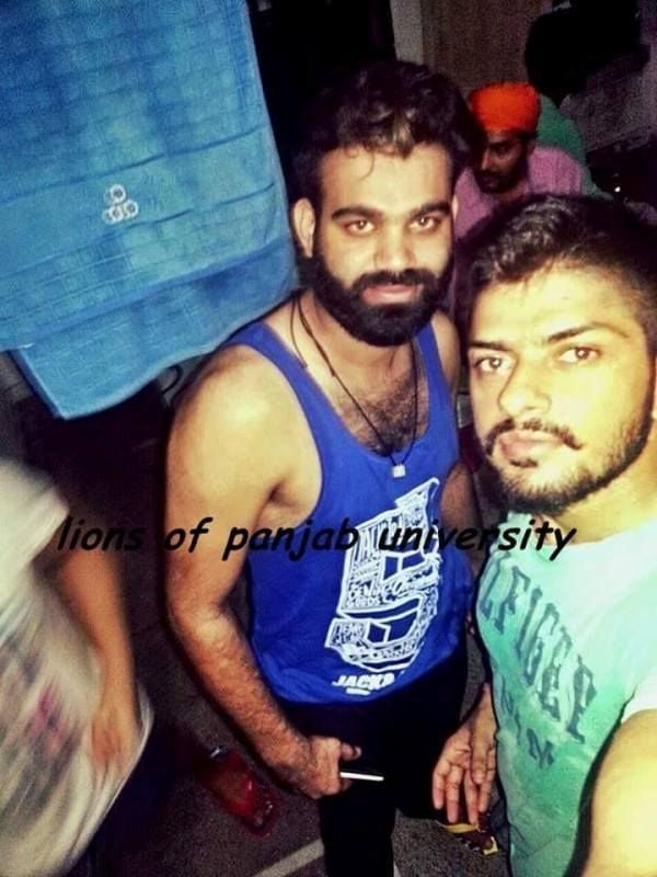 Lawrence Bishnoi with his guru Jaggu Bhagwanpuri