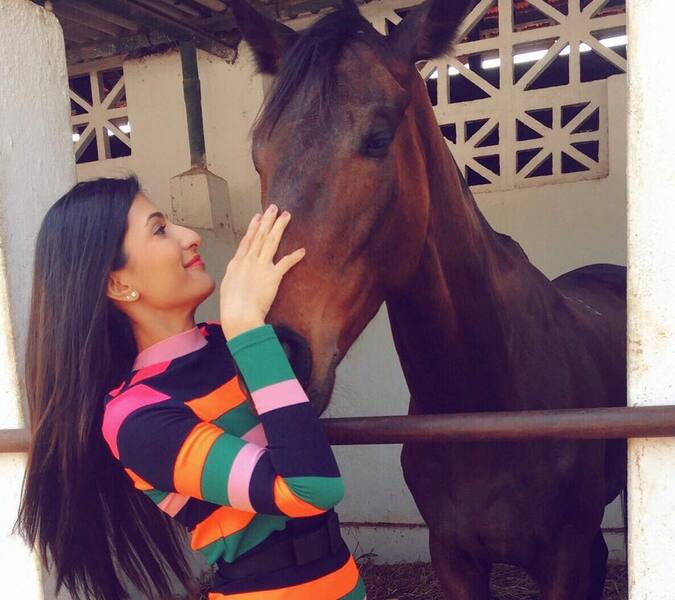 Leeza Mangaldas with a horse
