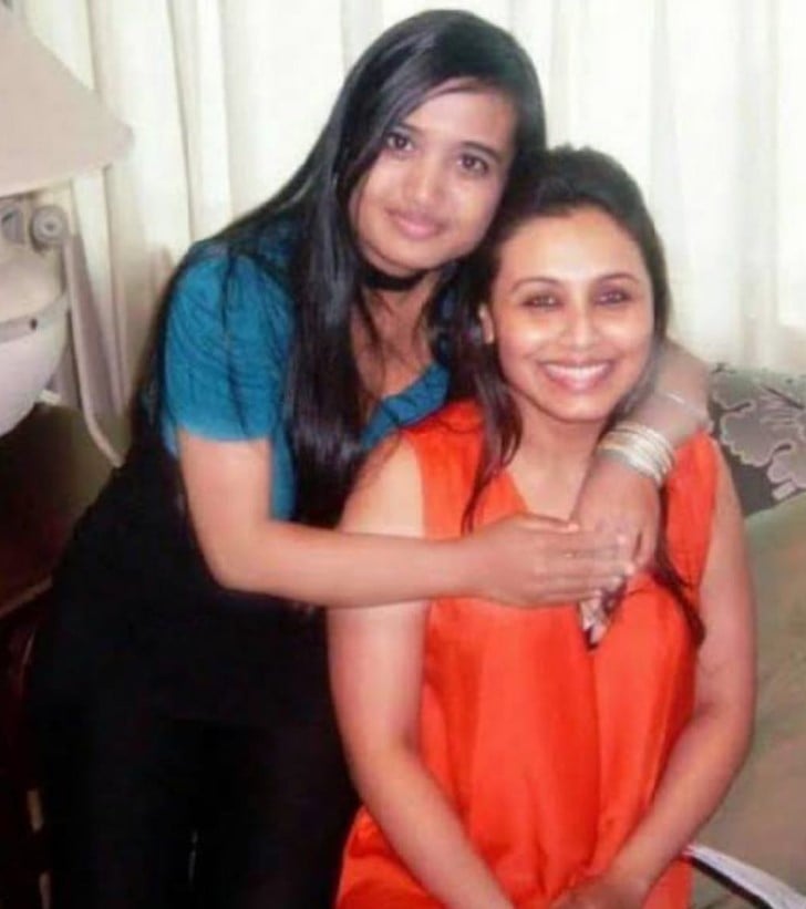 Lina Mukherjee with Rani Mukerji (right)