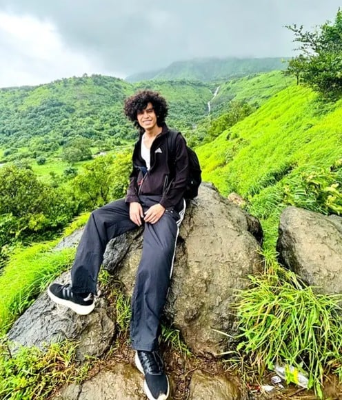 Maan Panu during a trip