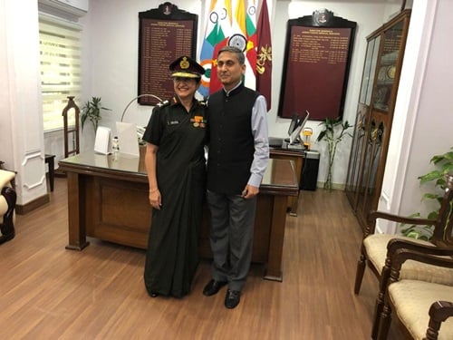 Madhuri Kanitkar with Rajeev Kanitkar after her piping ceremony