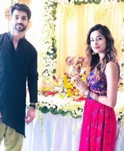 Maera Mishra with the idol of Lord Ganesha