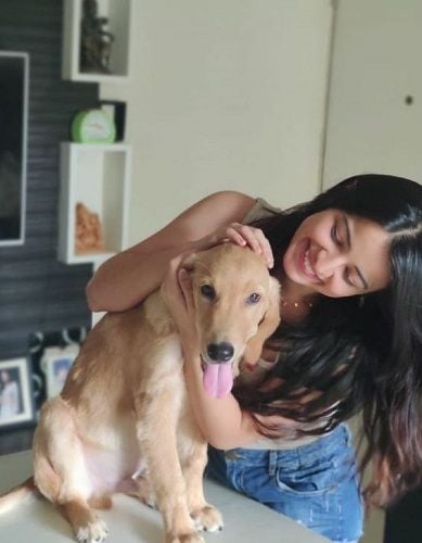 Mahima Makwana with her pet dog