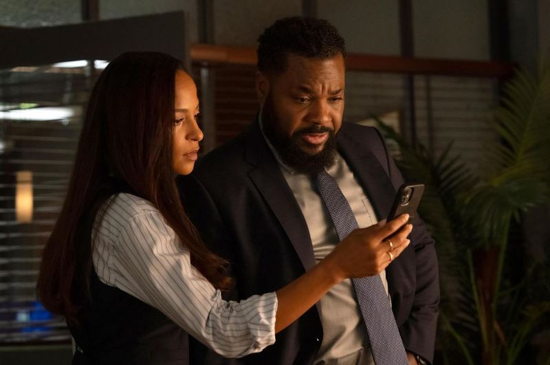 Malcolm-Jamal Warner as 'Chief Inspector Bill Houston' in a still from the series 'Alert: Missing Persons Unit' (2025)