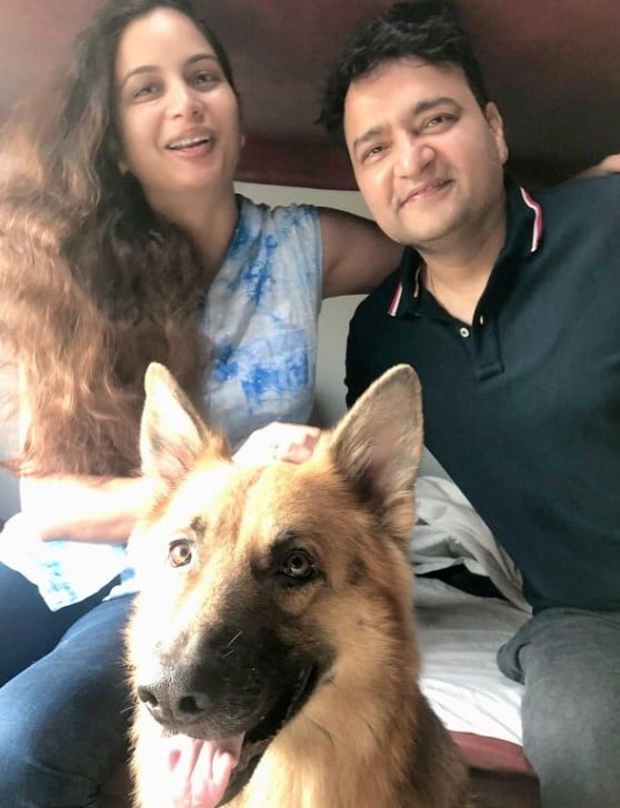 Mallika Rajput with her husband and pet dog