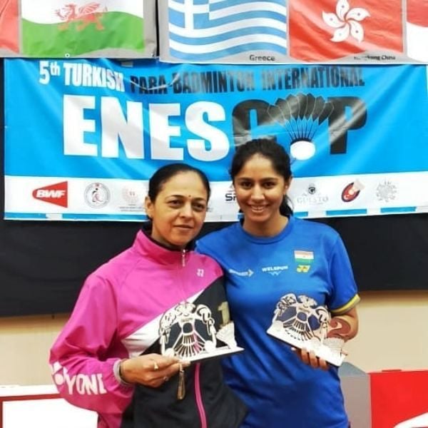 Manasi Joshi with Parul Parmar