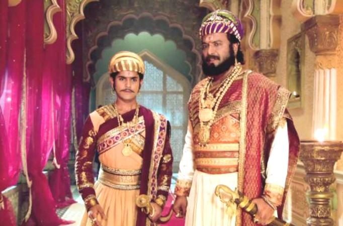 Mandar Jadhav in a still from the TV show Veer Shivaji