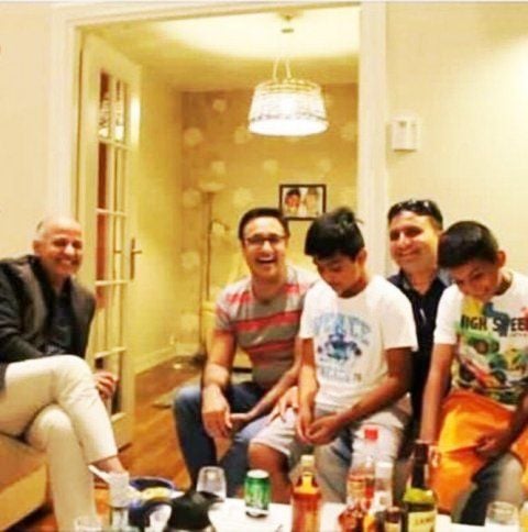 Manish Sisodia drinking alcohol