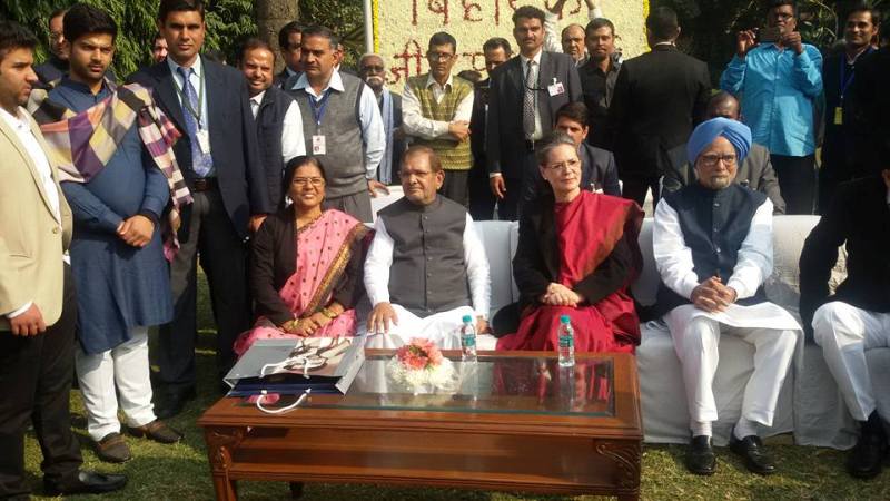 Manju Verma, Sharad Yadav, Sonia Gandhi, and Manmohan Singh (left to right)