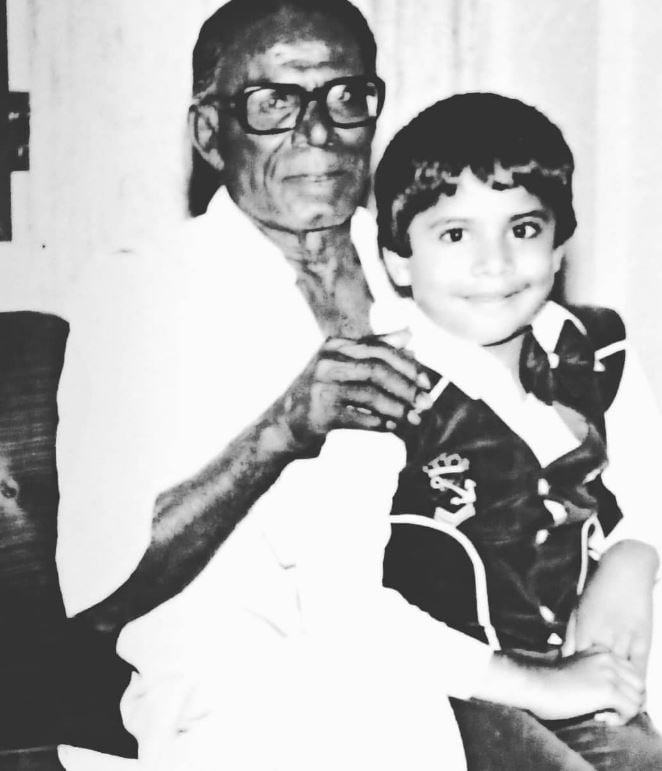 Manoj Bharathiraja in childhood with his grandfather