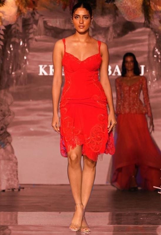 Mansi Taxak wearing dress by Kresha Bajaj in a fashion show