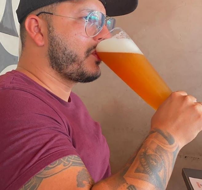 Marcelo Prata enjoying his beer