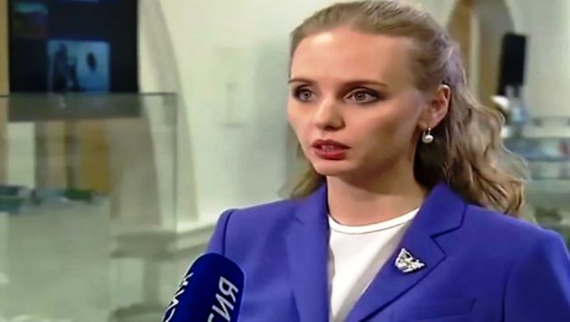 Maria giving interview to Rossiya 1 News Channel