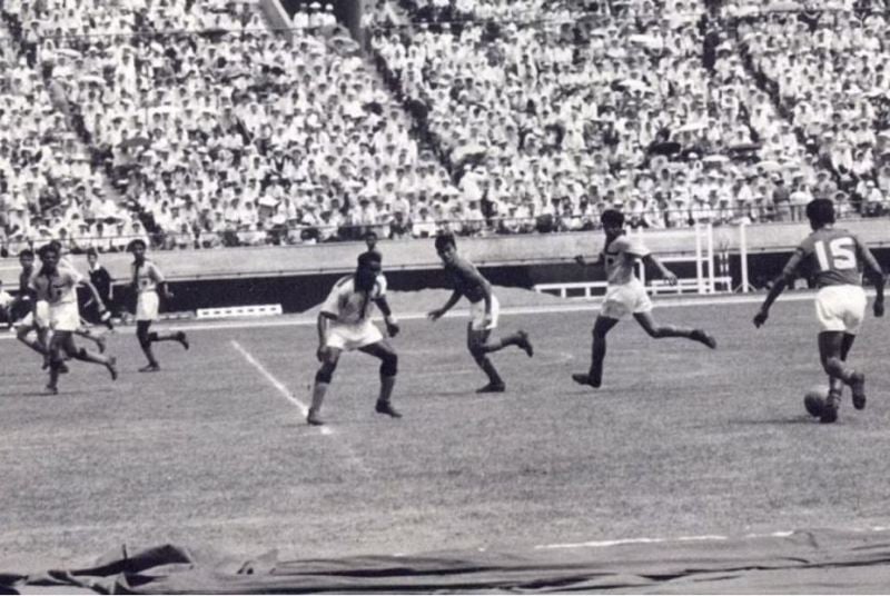 Mariappa Kempaiah defending in a match