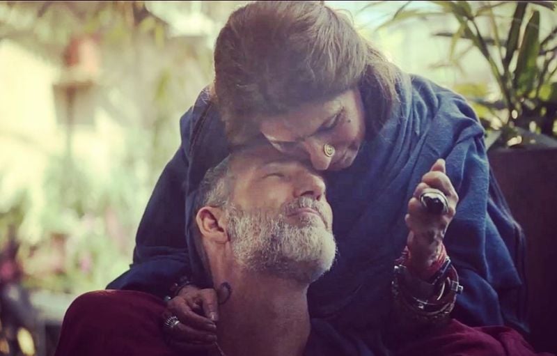 Mark Bennington in the TV series Saas, Bahu Aur Flamingo