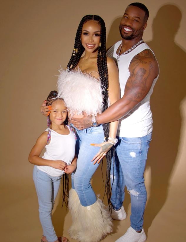 Masika Kalysha with her husband and elder daughter