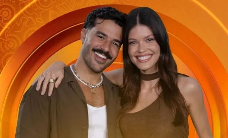 Mateus Pires with actress Vitoria Strada as contestants in the twenty-fifth season of the Brazilian reality TV show titled 