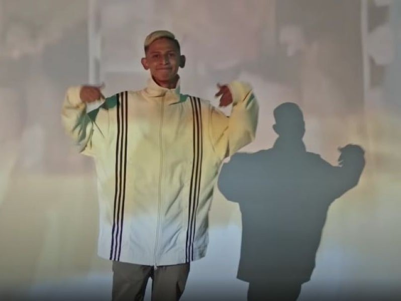 Mauricio Gómez in a still from Mauricio - La Liendra