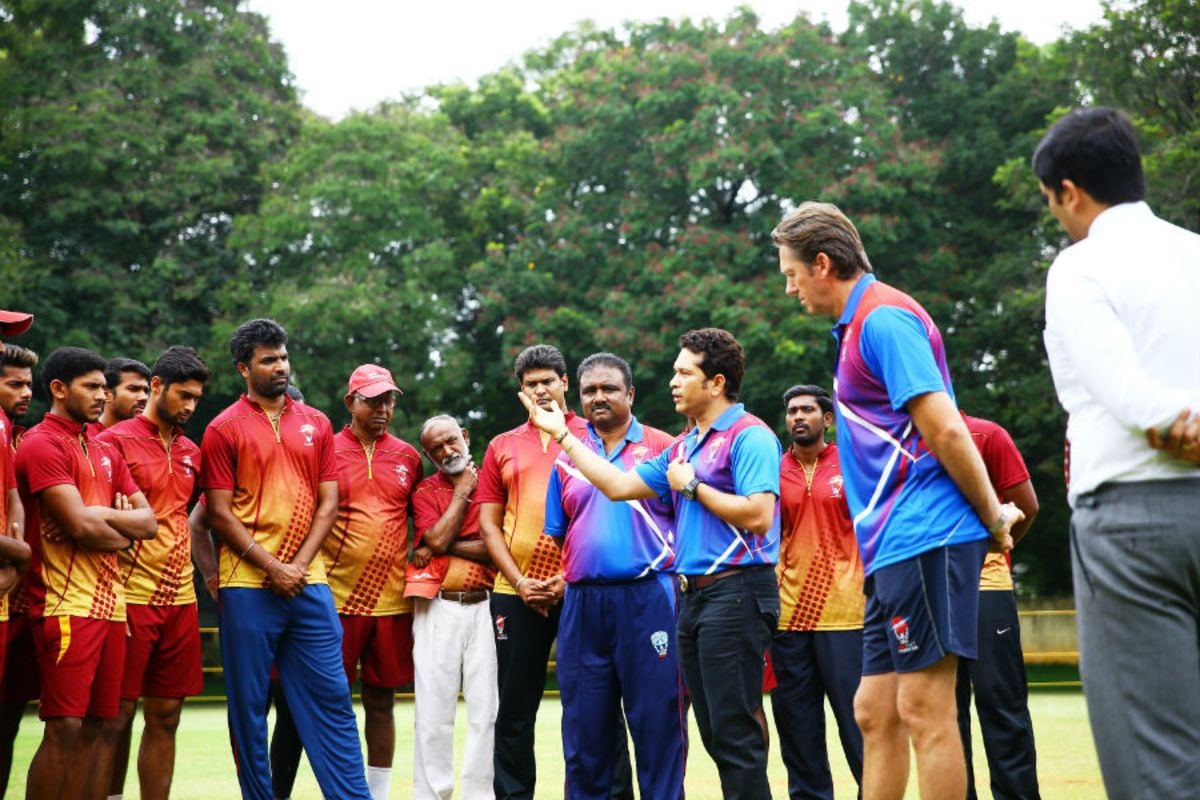Mcgrath with Sachin Tendulkar at the MRF Pace Academy in Chennai