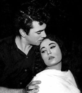 Meena Kumari helped Dharmendra