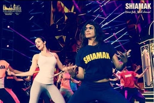 Meenal Sahu as a part of Shiamak Davar