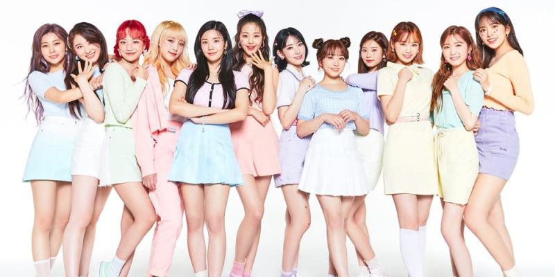 Members of Iz One