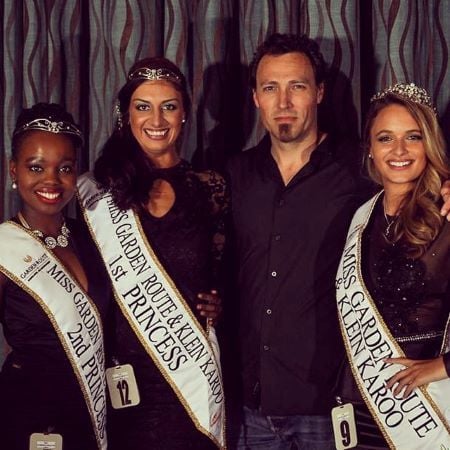 Mia le Roux (right) after winning the title of Miss Garden Route and Klein Karoo