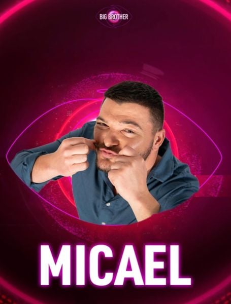Micael Miquelino as a contestant in the 11th season of the reality TV show titled