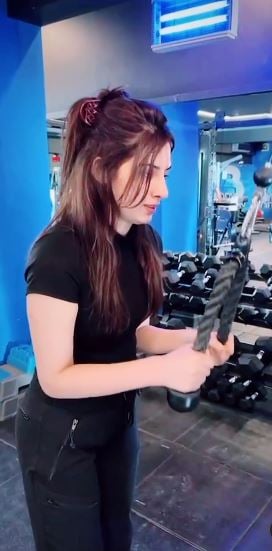 Michelle Mumtaz during her workout session