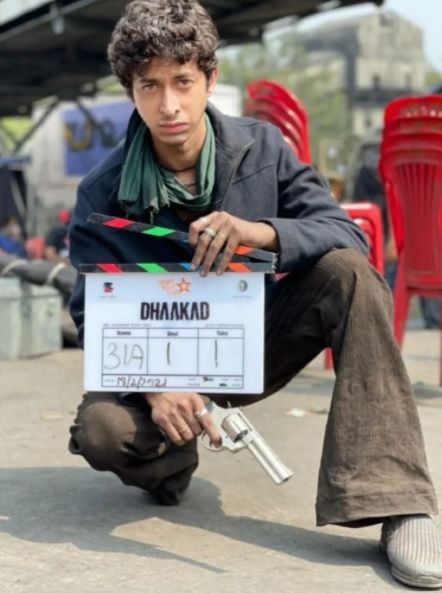 Mihir Ahuja on the sets of Dhaakad
