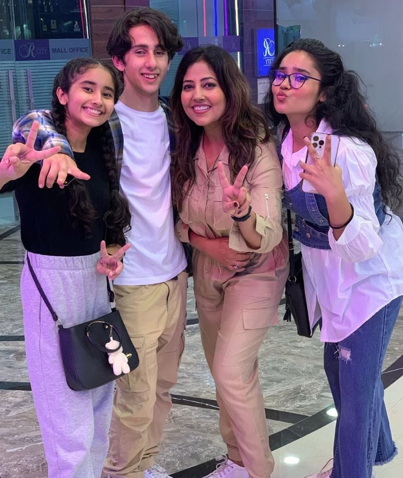 Mir Mohammed Mehroos with his friends