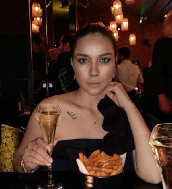 Misbah Mumtaz consuming alcohol