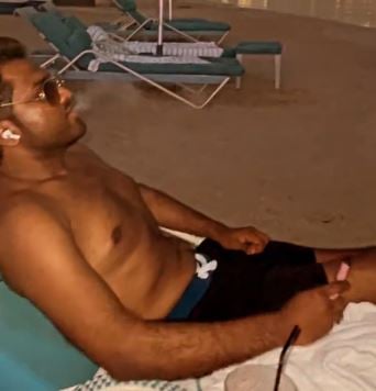 Mithilesh Backpacker smoking hookah