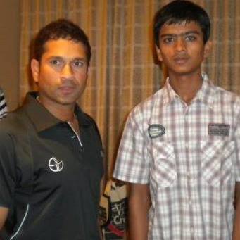 Monank Patel with Sachin Tendulkar (left)