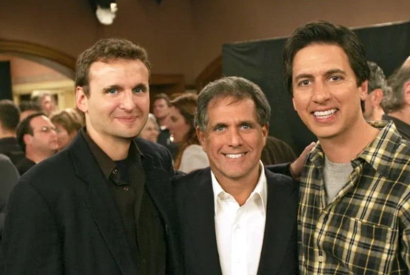 Moonves (center) with Ray Romano and Phil Rosenthal at the taping of the Everybody Loves Raymond 