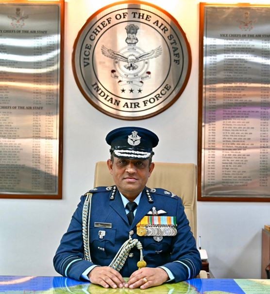 Nagesh Kapoor after becoming Vice Chief of the Air Staff