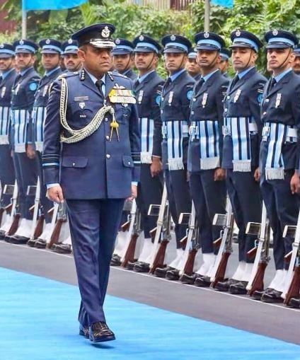 Nagesh Kapoor during the guard of honour