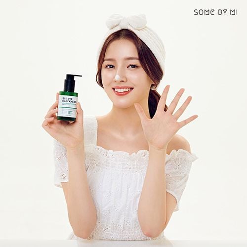 Nancy in an advertisement for Some By Mi