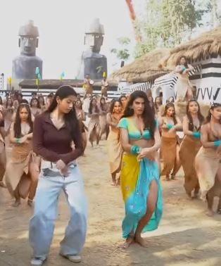 Nandika Dwivedi with Jacqueline Fernandez during a shoot