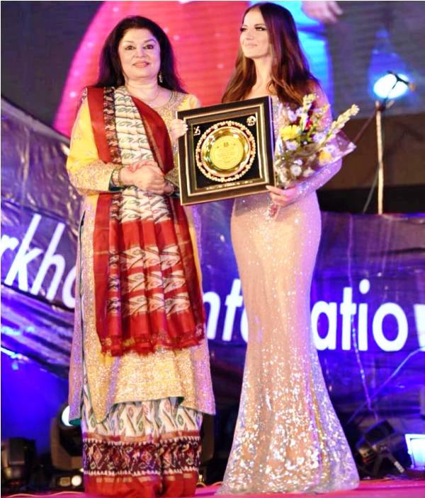 Natalia Janoszek At JIIFA awards