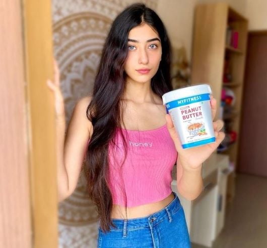 Nazila Sitashi while endorsing a beauty product on social media