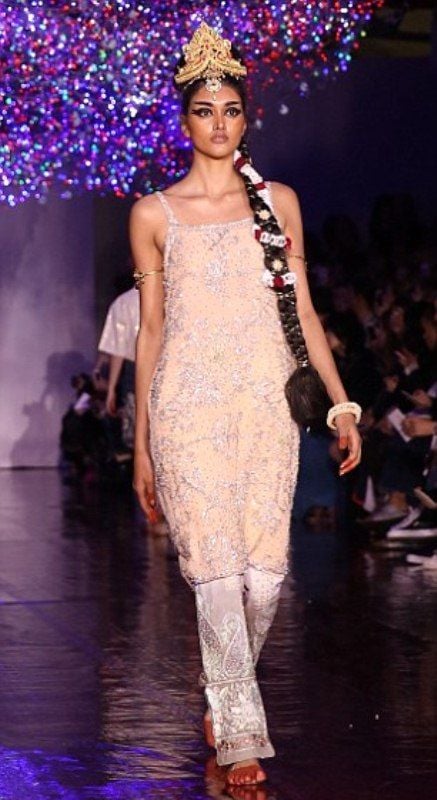 Neelam Gill at Ashish SS17 fashion show