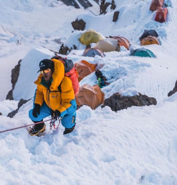Nima Rinji Sherpa during his climb at the Nanga Parbat in Pakistan (2023)
