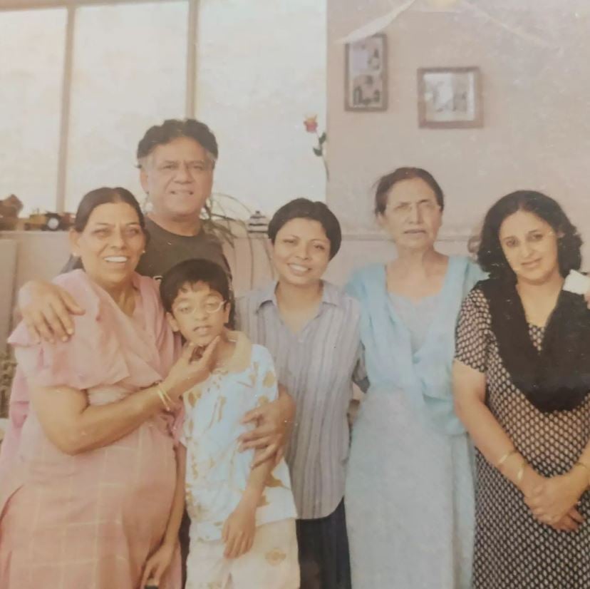Nirmal Rishi with Om Puri and other theatre members
