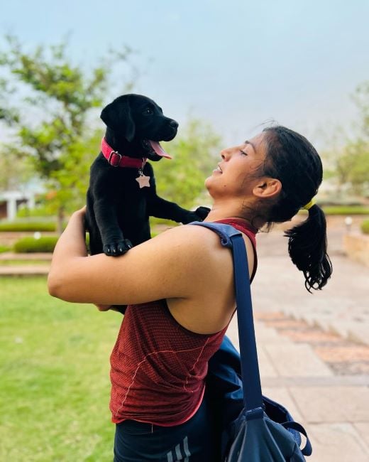 Nisha Dahiya with her puppy Tara
