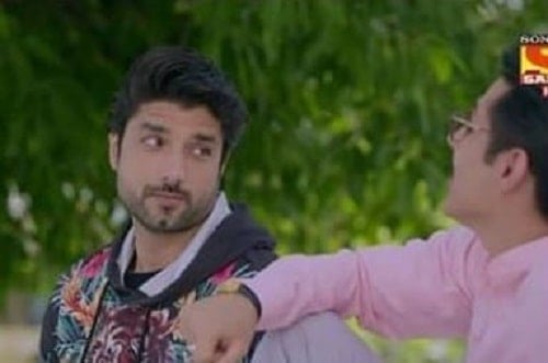 Nitin Chauhaan in a still from Tera Yaar Hoon Main